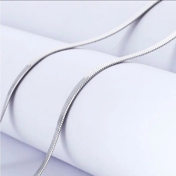 Sterling Silver Herringbone Flat Snake Necklace - Picture 12 of 16